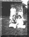sitting in the yard.JPG (15012 bytes)